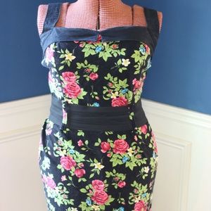 Modcloth Switchblade Stiletto Retro Wiggle Dress